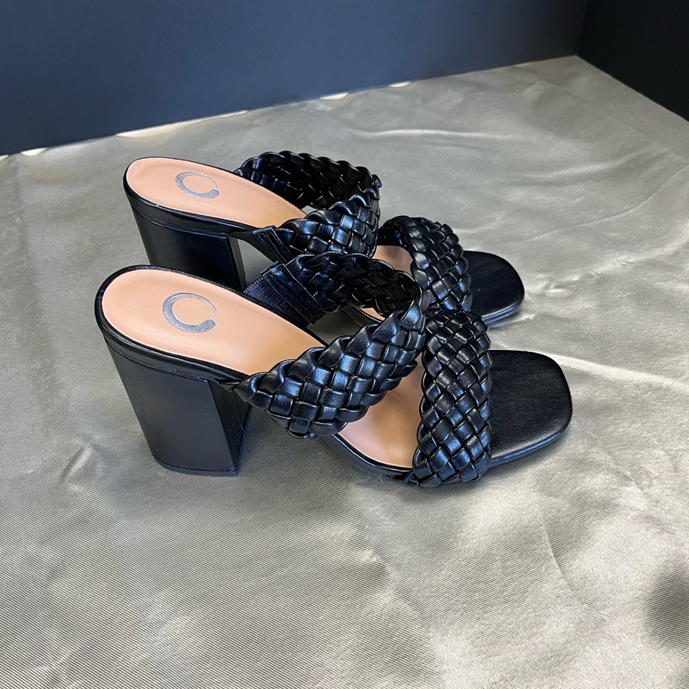 Journee Melissa Pumps